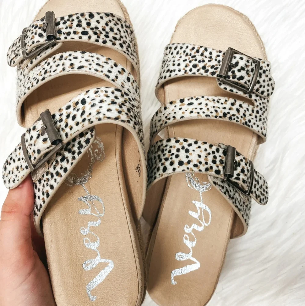 VERY G |  STRAPPY FAUX HIDE PLATFORM SANDALS WITH BUCKLES and DOTS